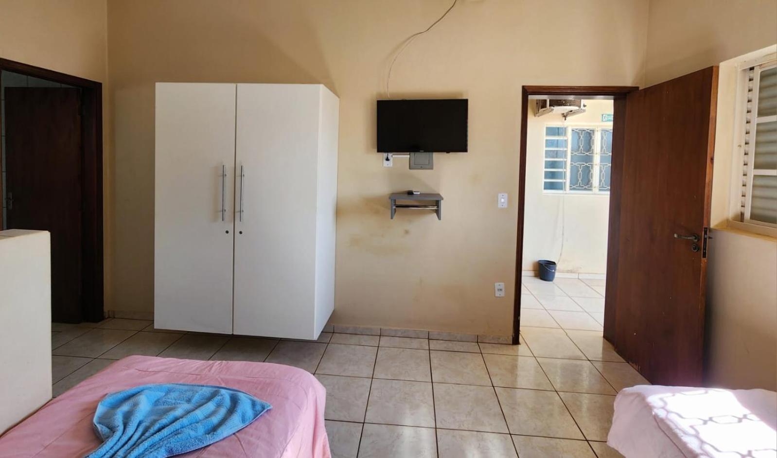 Economique Hotel Ilha Solteira Exteriör bild